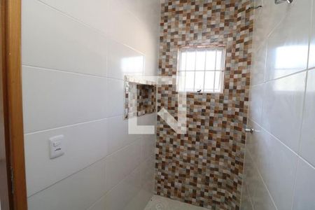 Casa de condomínio à venda com 390m², 24 quartos e 12 vagas Casa de condomínio à venda com 390m², 24 quartos e 12 vagasKit 11- Banheiro