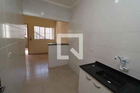 Casa de condomínio à venda com 390m², 24 quartos e 12 vagas Casa de condomínio à venda com 390m², 24 quartos e 12 vagasKit 3 - Cozinha