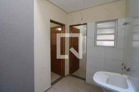 Casa de condomínio à venda com 390m², 24 quartos e 12 vagas Casa de condomínio à venda com 390m², 24 quartos e 12 vagas Kit 1 - Área de serviço