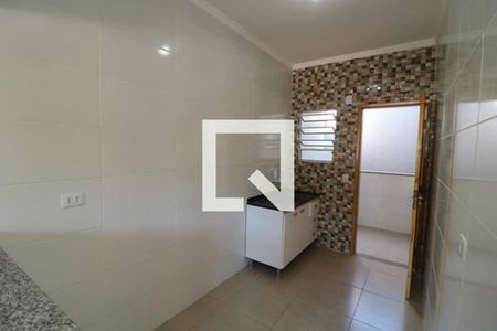 Casa de condomínio à venda com 390m², 24 quartos e 12 vagas Casa de condomínio à venda com 390m², 24 quartos e 12 vagasKit 4 - Cozinha