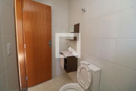 Casa de condomínio à venda com 390m², 24 quartos e 12 vagas Casa de condomínio à venda com 390m², 24 quartos e 12 vagasKit 3- Banheiro