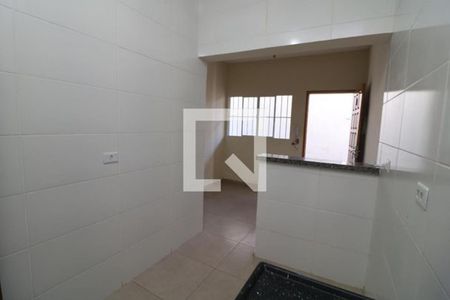 Casa de condomínio à venda com 390m², 24 quartos e 12 vagas Casa de condomínio à venda com 390m², 24 quartos e 12 vagasKit 1 - Cozinha