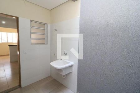 Casa de condomínio à venda com 390m², 24 quartos e 12 vagas Casa de condomínio à venda com 390m², 24 quartos e 12 vagas Kit 3 - Área de serviço