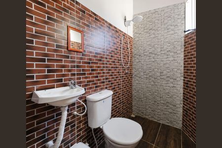 Banheiro de casa para alugar com 2 quartos, 120m² em Ondina, Salvador