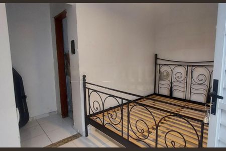 Casa à venda com 3 quartos, 201m² em Vila Alexandria, São Paulo
