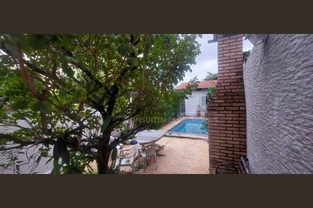 Casa à venda com 3 quartos, 201m² em Vila Alexandria, São Paulo