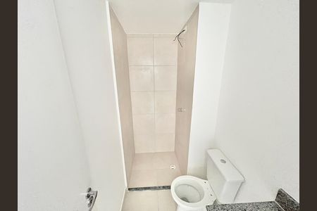Apartamento à venda com 56m², 2 quartos e sem vaga Apartamento à venda com 56m², 2 quartos e sem vagaBanheiro