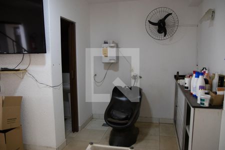Casa à venda com 390m², 6 quartos e 4 vagas Casa à venda com 390m², 6 quartos e 4 vagasOutros