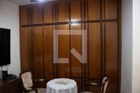 Suíte 01 de casa à venda com 6 quartos, 390m² em Jardim da Luz, Goiânia
