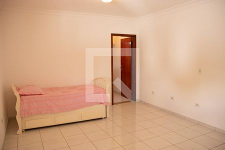 Quarto 02 de casa à venda com 6 quartos, 390m² em Jardim da Luz, Goiânia