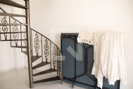 Casa à venda com 390m², 6 quartos e 4 vagas Casa à venda com 390m², 6 quartos e 4 vagasSala 02