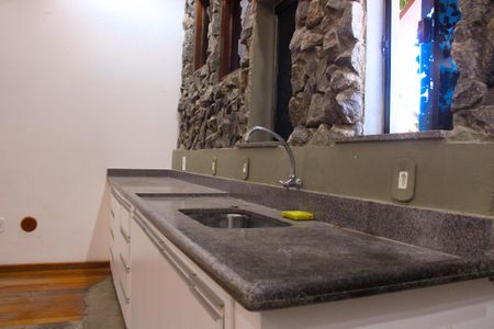 Kitnet/Studio para alugar com 1 quarto, 140m² em Parque Burle, Cabo Frio