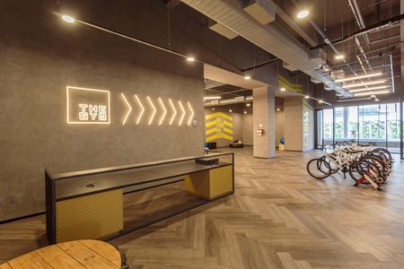Studio para alugar com 46m², 1 quarto e 1 vaga Studio para alugar com 46m², 1 quarto e 1 vagaÁrea comum - Academia
