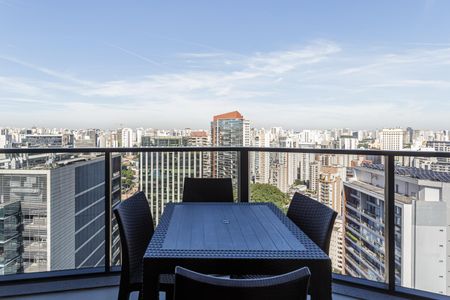 Varanda de kitnet/studio para alugar com 1 quarto, 46m² em Vila Olímpia, São Paulo