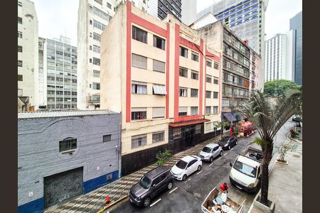 Vista do Quarto de apartamento para alugar com 1 quarto, 21m² em República, São Paulo