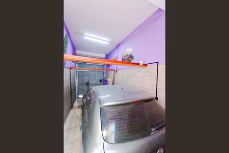 Garagem de casa para alugar com 2 quartos, 125m² em Jardim Presidente Dutra, Guarulhos