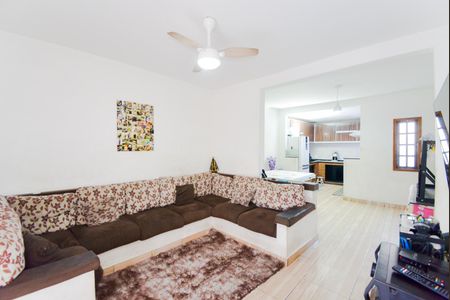 Casa para alugar com 2 quartos, 125m² em Jardim Presidente Dutra, Guarulhos