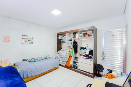 Casa para alugar com 125m², 2 quartos e 2 vagasSuíte 1