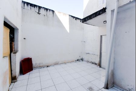 Área de Serviço de casa para alugar com 2 quartos, 125m² em Jardim Presidente Dutra, Guarulhos