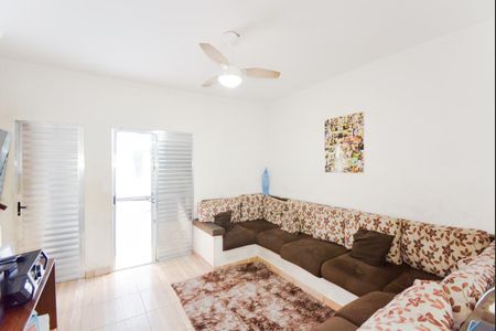 Sala de casa para alugar com 2 quartos, 125m² em Jardim Presidente Dutra, Guarulhos