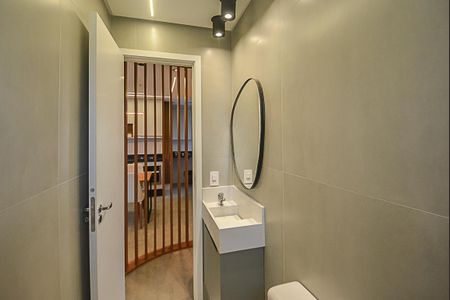 Apartamento à venda com 53m², 2 quartos e 1 vaga Apartamento à venda com 53m², 2 quartos e 1 vagaBanheiro