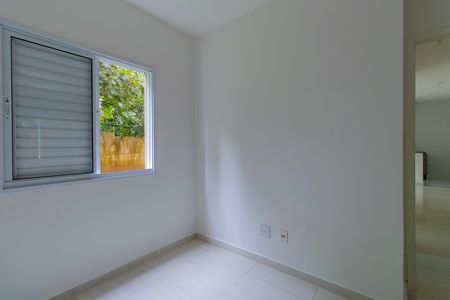 Quarto 2 de apartamento para alugar com 2 quartos, 48m² em Chácara Granja Velha, Cotia