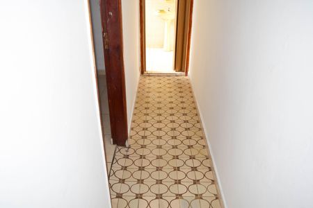 Casa para alugar com 74m², 2 quartos e sem vaga Casa para alugar com 74m², 2 quartos e sem vagaCorredor