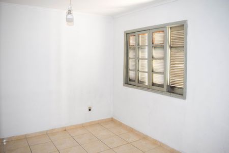 Casa para alugar com 74m², 2 quartos e sem vaga Casa para alugar com 74m², 2 quartos e sem vagaQuarto 2