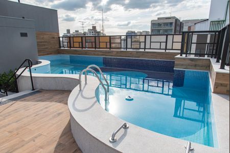 Studio para alugar com 26m², 1 quarto e sem vaga Studio para alugar com 26m², 1 quarto e sem vagaÁrea comum - Piscina