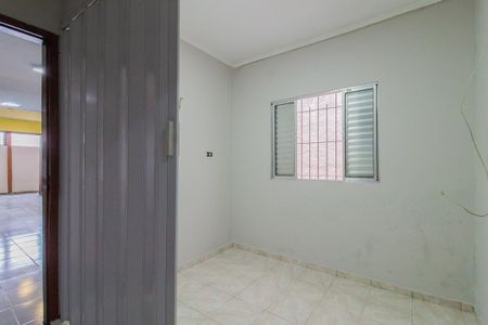 Casa para alugar com 2 quartos, 150m² em Vila Dirce, Mauá