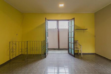 Casa para alugar com 150m², 2 quartos e 2 vagas