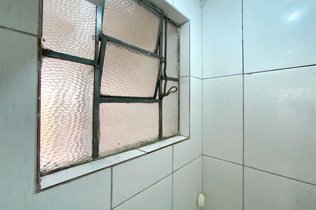 Banheiro de serviço de casa à venda com 3 quartos, 73m² em Boa Vista, Belo Horizonte