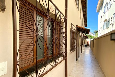 Fachada interna de casa à venda com 3 quartos, 73m² em Boa Vista, Belo Horizonte