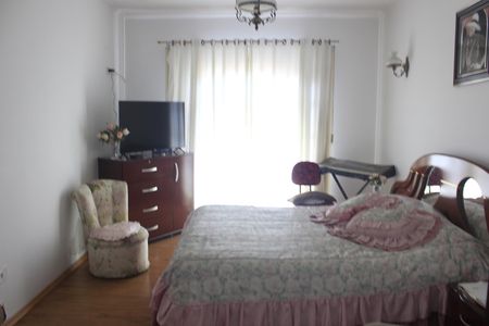 Casa à venda com 420m², 4 quartos e 4 vagasSuíte 1