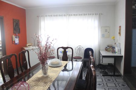 Casa à venda com 420m², 4 quartos e 4 vagasSala de jantar