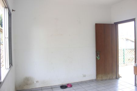 Casa à venda com 420m², 4 quartos e 4 vagasSuíte 2/ Quarto de empregado