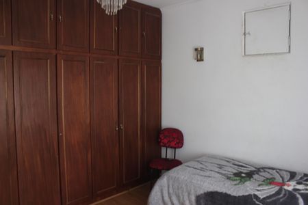 Casa à venda com 420m², 4 quartos e 4 vagasQuarto 1