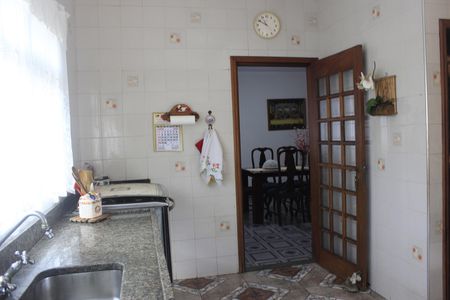 Casa à venda com 420m², 4 quartos e 4 vagasCozinha