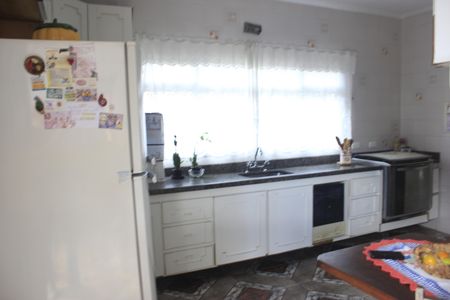 Cozinha de casa à venda com 4 quartos, 420m² em Jardim Dourado, Guarulhos