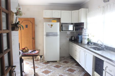 Casa à venda com 420m², 4 quartos e 4 vagasCozinha