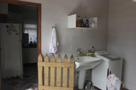 Casa à venda com 420m², 4 quartos e 4 vagasLavanderia