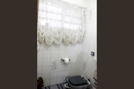 Casa à venda com 420m², 4 quartos e 4 vagasLavabo