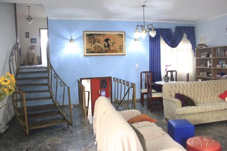 Sala de casa à venda com 4 quartos, 420m² em Jardim Dourado, Guarulhos