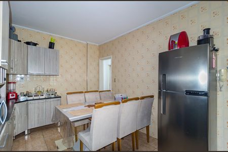 Apartamento à venda com 100m², 2 quartos e sem vaga Apartamento à venda com 100m², 2 quartos e sem vagaCozinha
