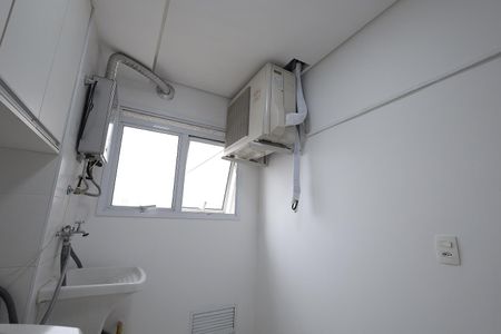 Apartamento à venda com 92m², 2 quartos e 1 vaga Apartamento à venda com 92m², 2 quartos e 1 vagaÁrea de Serviço