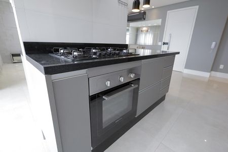 Apartamento à venda com 92m², 2 quartos e 1 vaga Apartamento à venda com 92m², 2 quartos e 1 vagaCozinha