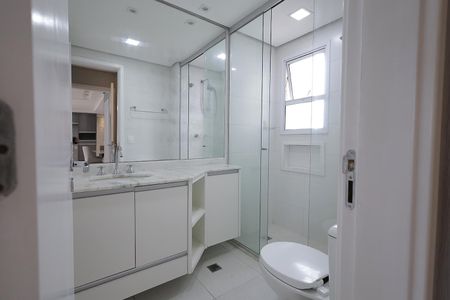 Apartamento à venda com 92m², 2 quartos e 1 vaga Apartamento à venda com 92m², 2 quartos e 1 vagaBanheiro Suíte