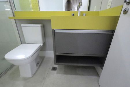 Apartamento à venda com 92m², 2 quartos e 1 vaga Apartamento à venda com 92m², 2 quartos e 1 vagaBanheiro