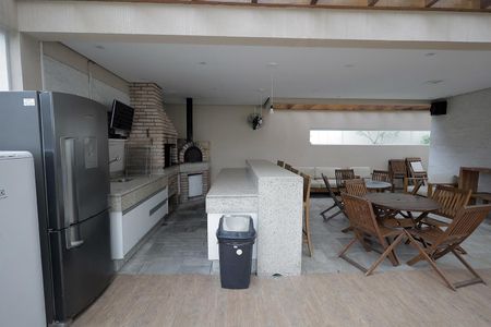 Apartamento à venda com 92m², 2 quartos e 1 vaga Apartamento à venda com 92m², 2 quartos e 1 vagaÁrea comum - Churrasqueira