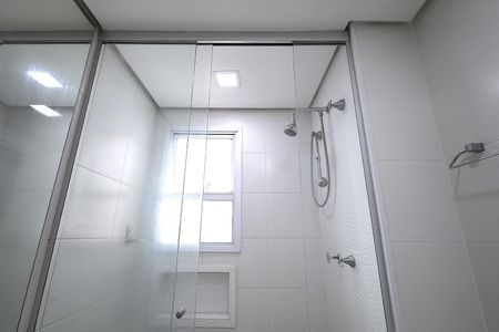 Apartamento à venda com 92m², 2 quartos e 1 vaga Apartamento à venda com 92m², 2 quartos e 1 vagaBanheiro Suíte